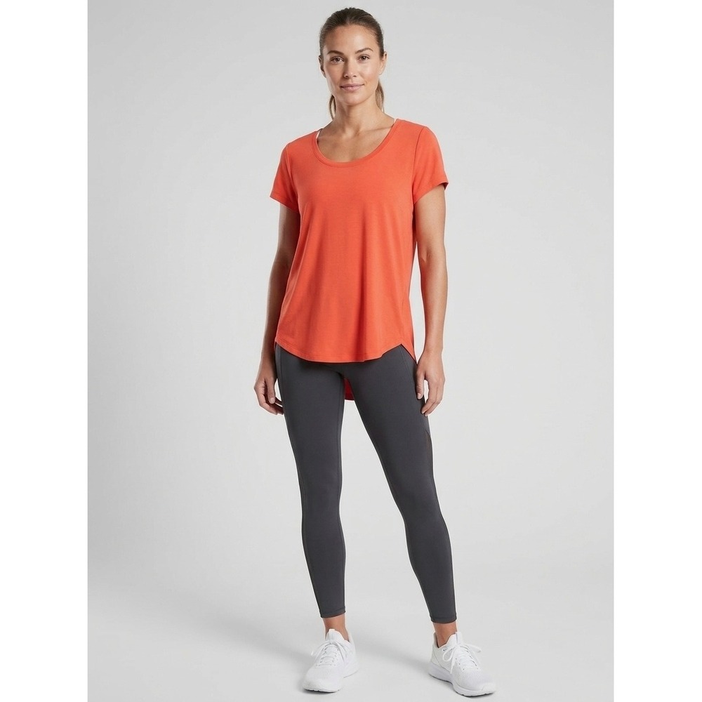 Athleta Orange Short Sleeve Scoop Neck Tee